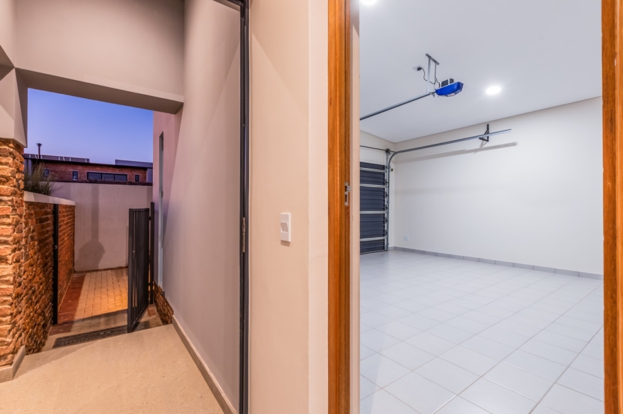 3 Bedroom Property for Sale in Vyfhoek A H North West